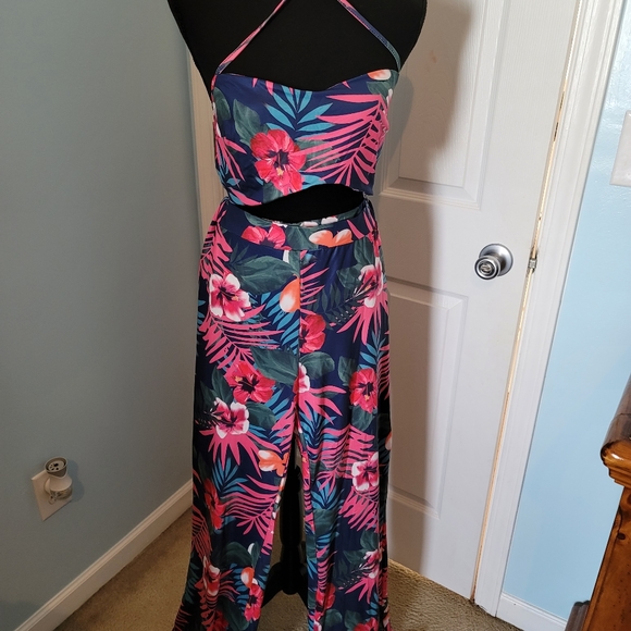 Pants - Wide-Leg Pant set